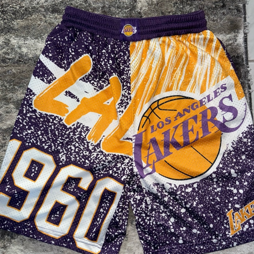 Los Angeles Lakers Graphic Shorts